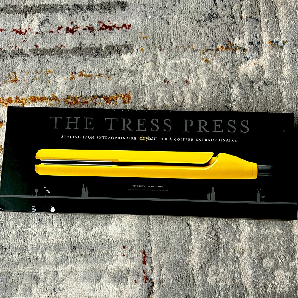 Drybar Flat iron